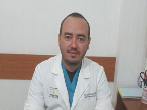 Dr. Carlos Carrillo